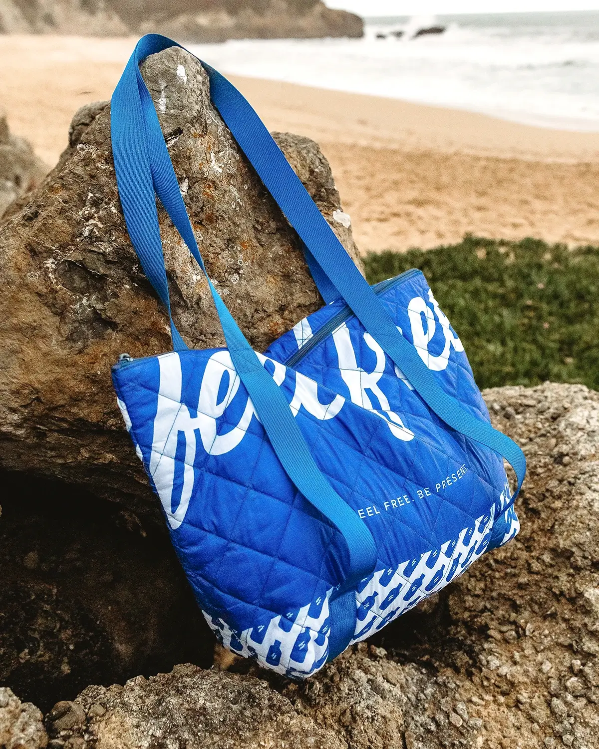 feel free Weekender Yoga Tote - Image 3